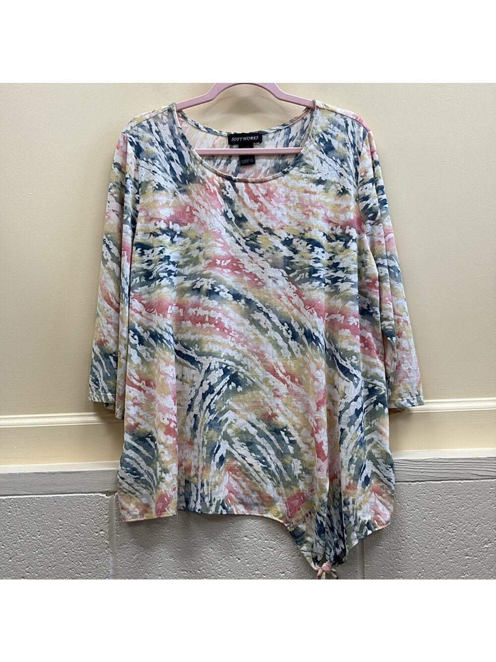 Soft Works women’s XL Floral pull over Top